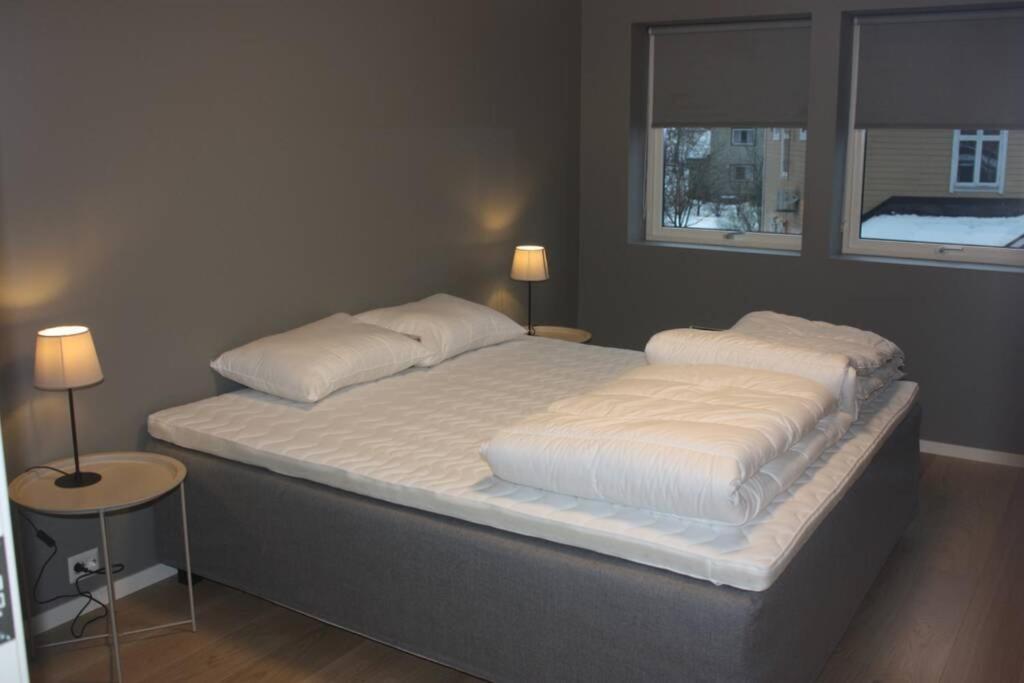 - Center - Modern Apartment *