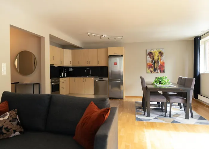 Stryn Apartments - City Center - Modern Suites